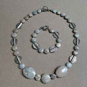 Silver toned leaf and Gray Stone Beaded Necklace and Matching Bracelet Set.